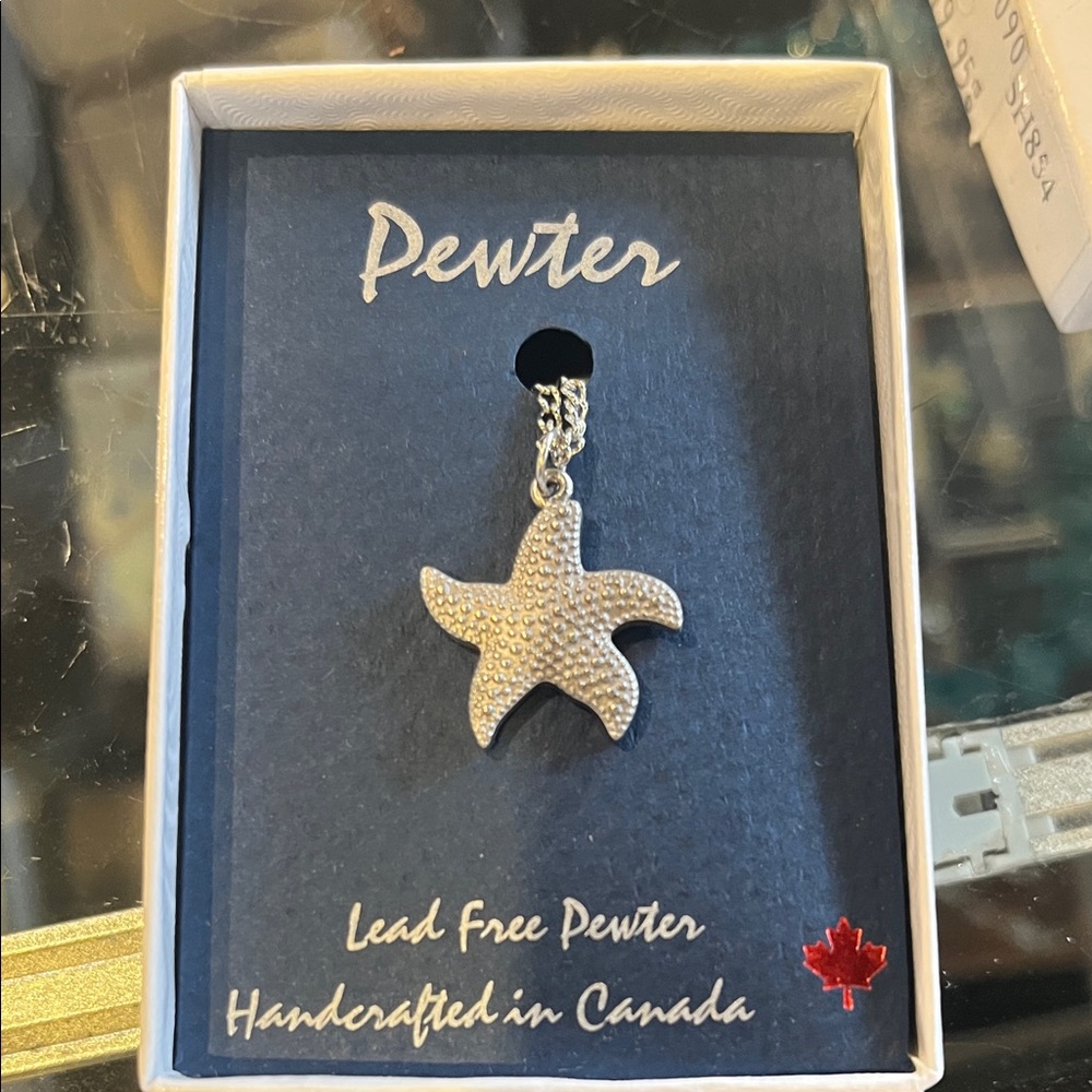 Starfish Pendant Necklace